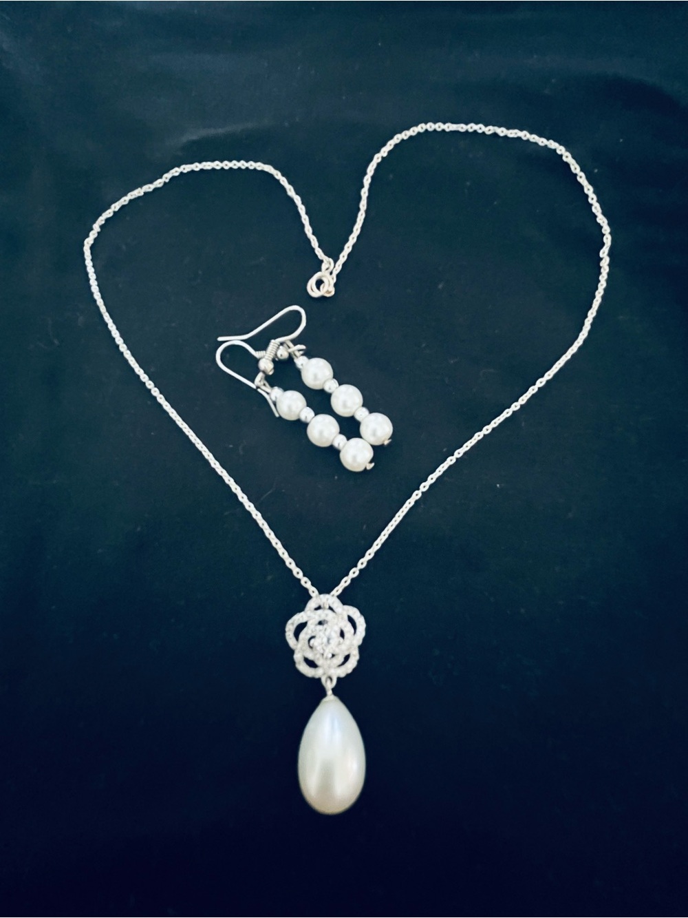 Elegant Pearl Teardrop Necklace and Pearl Drop Earrings